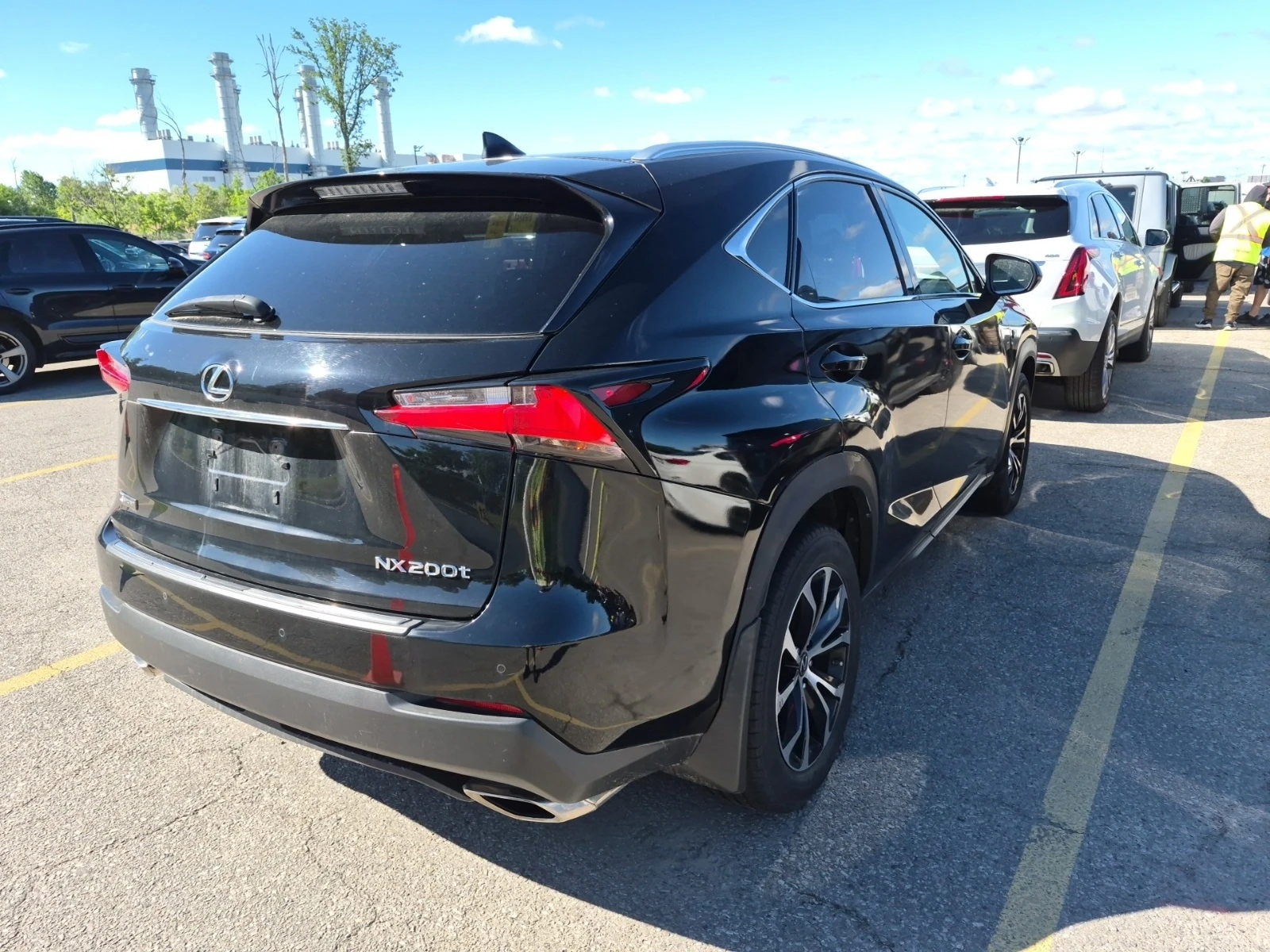 Lexus NX 200t * * CARFAX * * АВТО КРЕДИТ * * , снимка 3 - Автомобили и джипове - 55123656