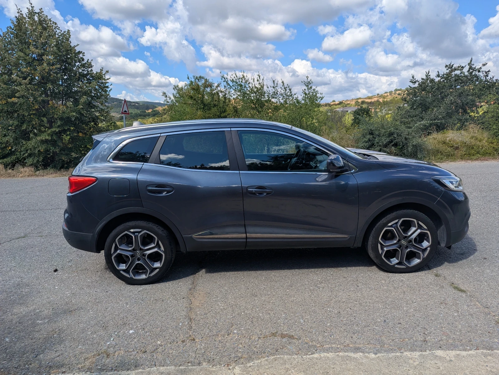 Renault Kadjar 1.5 dCi 110 Intence Energy, снимка 4 - Автомобили и джипове - 55981150
