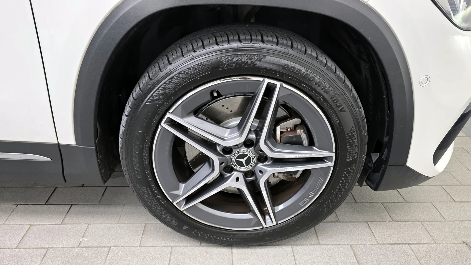 Mercedes-Benz GLA 220 2021 AMG Line* 4Matic* Без инциденти, снимка 4 - Автомобили и джипове - 56322757