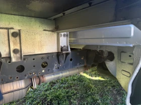 Обява за продажба на Iveco 35S18 35S18 - 2.56H БОРД КЛИМА 4.10 МЕЖДУОСИЕ  ~52 440 лв. - изображение 11 | Auto.bg Обява за продажба на Iveco 35S18 35S18 - 2.56H БОРД КЛИМА 4.10 МЕЖДУОСИЕ  ~52 440 лв. - изображение 11