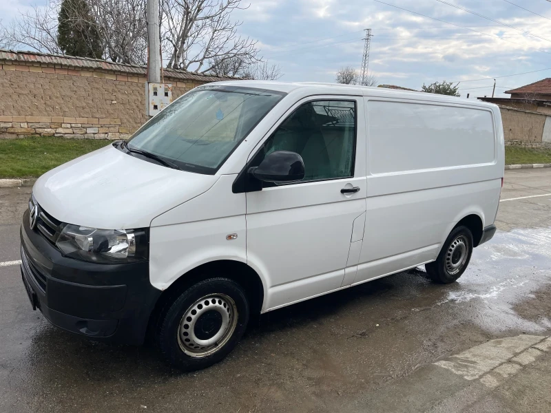 VW T5, снимка 2 - Бусове и автобуси - 49345356