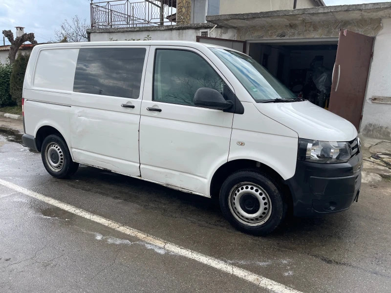 VW T5, снимка 4 - Бусове и автобуси - 49345356