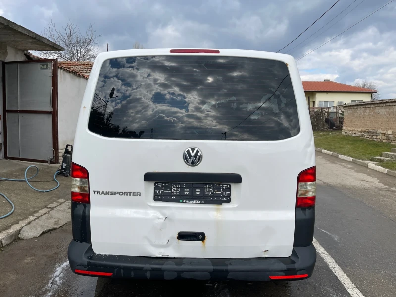 VW T5, снимка 6 - Бусове и автобуси - 49345356