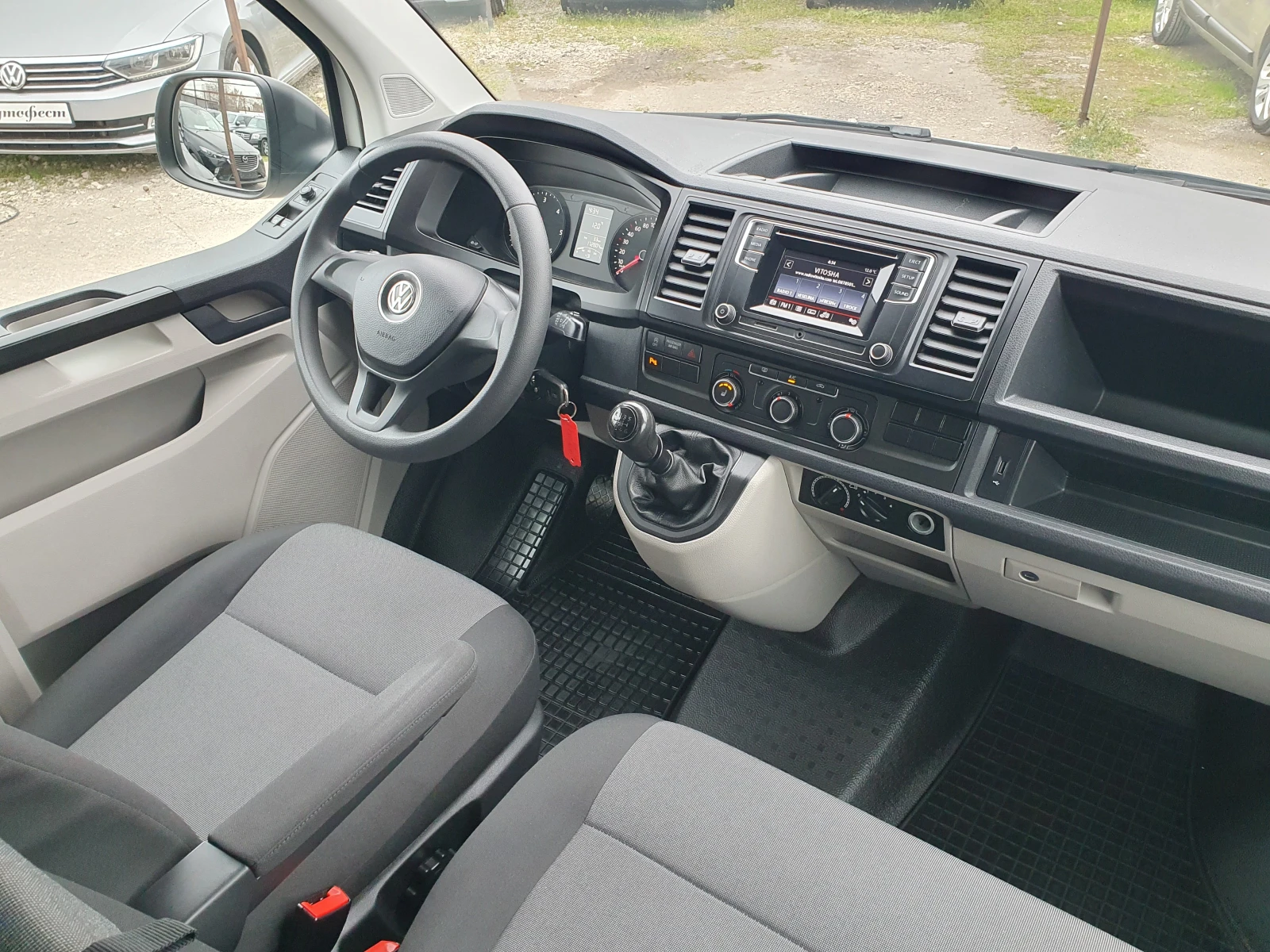 VW T6 2.0 TDI 9 МЕСТА 150 к.с. T-6 Дълга База - изображение 8