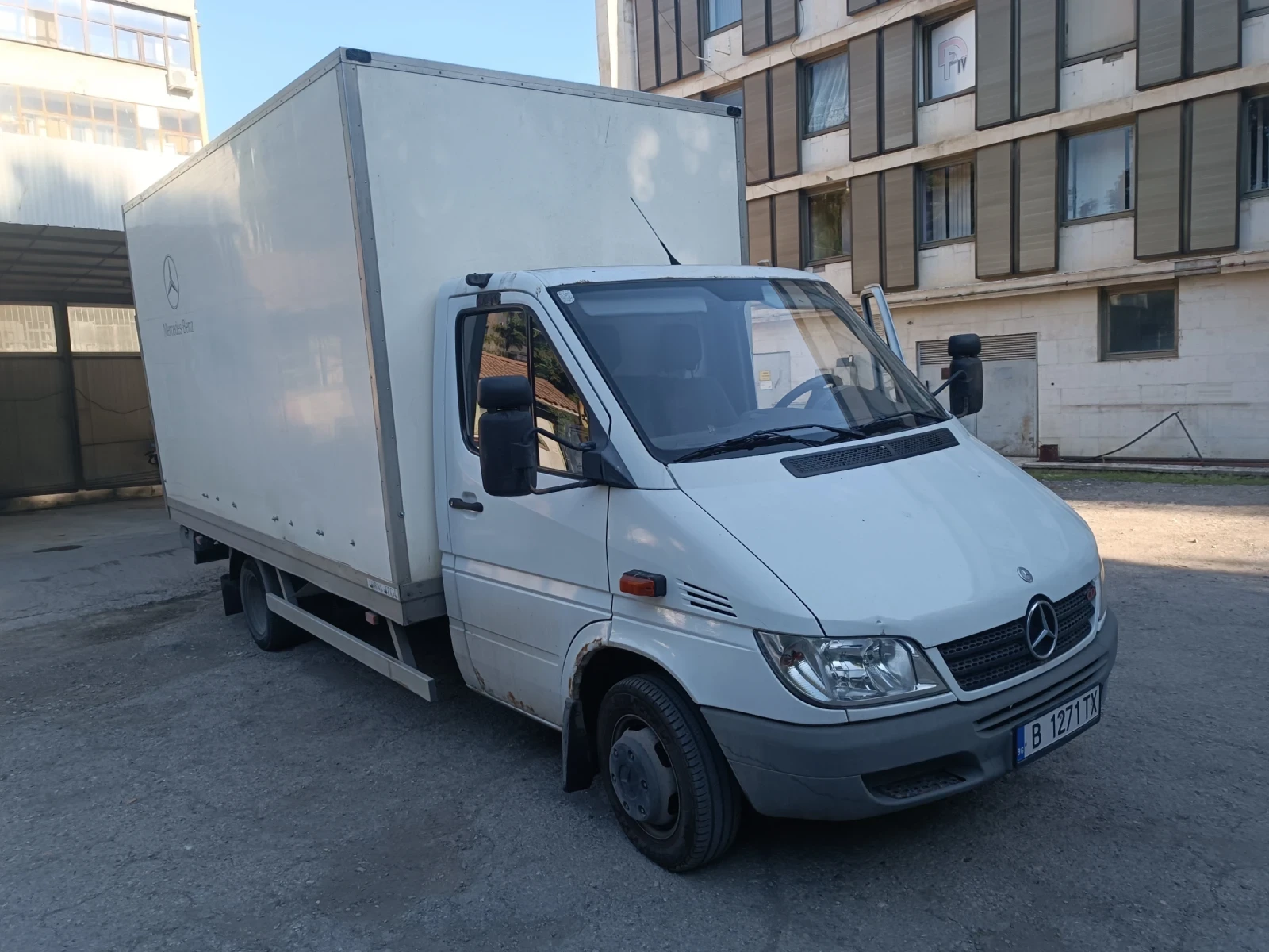 Mercedes-Benz 412 2.2 - изображение 2