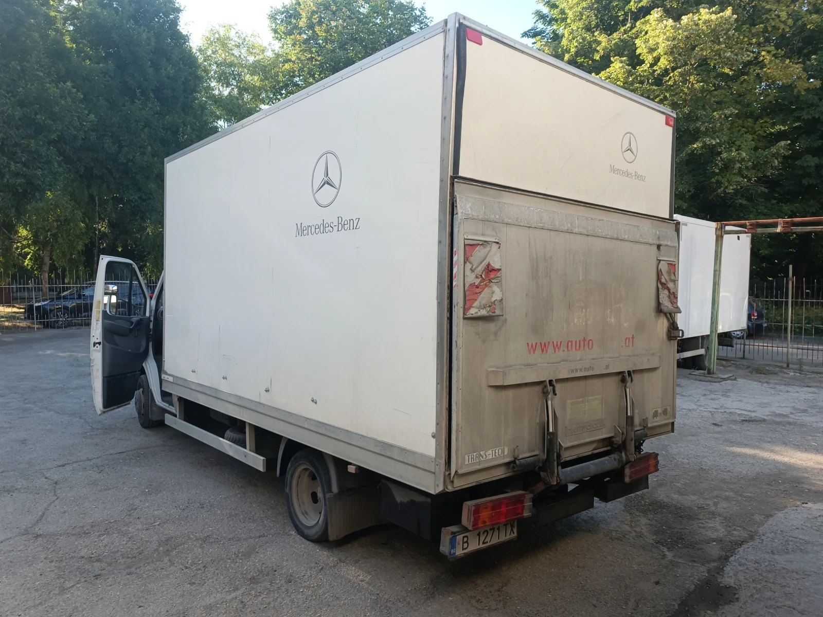 Mercedes-Benz 412 2.2 - изображение 3
