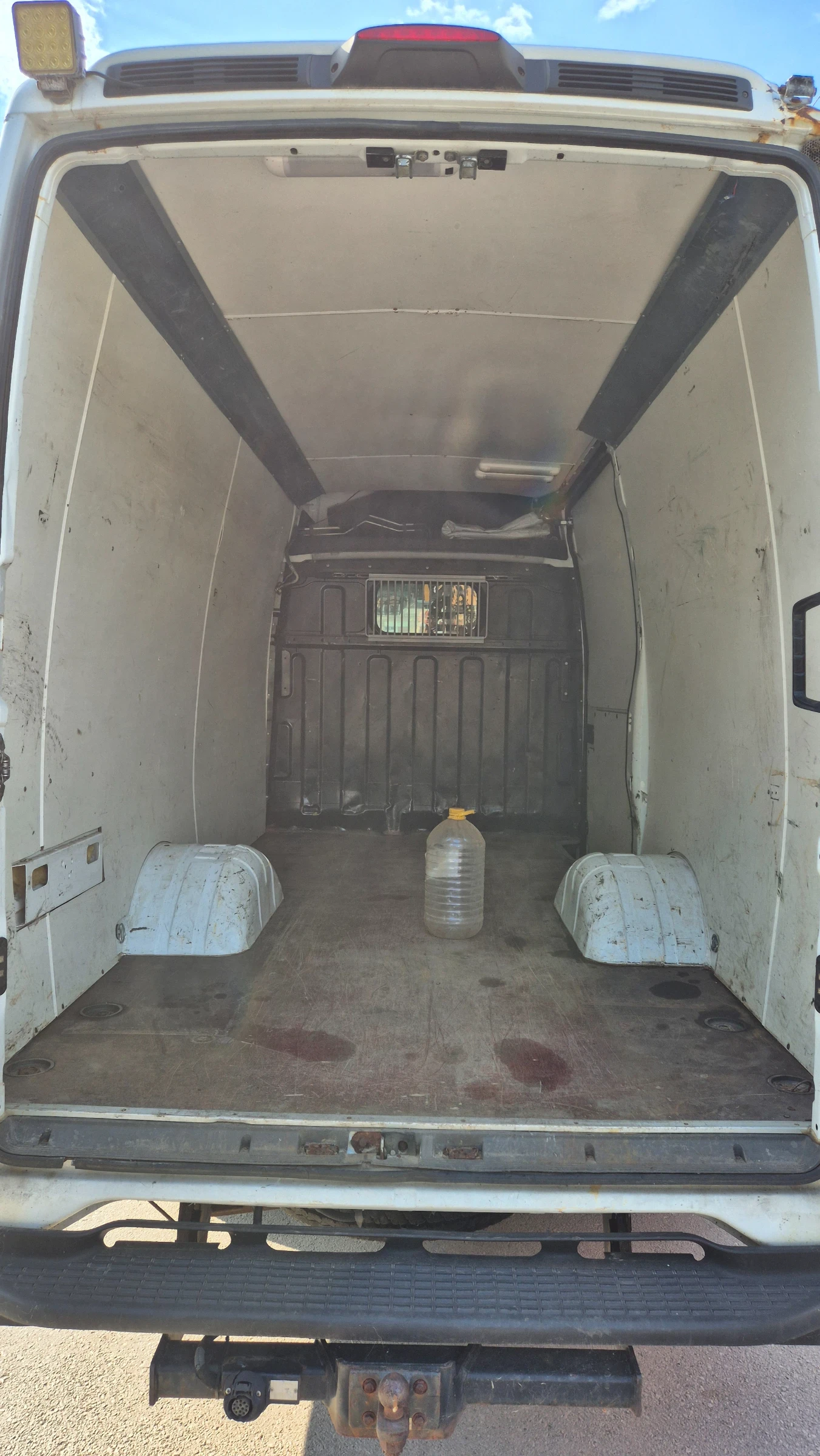 Iveco Daily, снимка 11 - Бусове и автобуси - 54213627