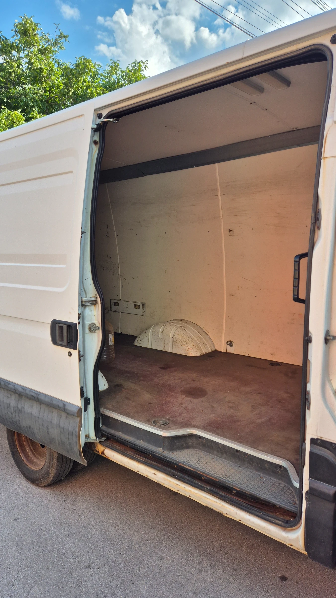 Iveco Daily, снимка 10 - Бусове и автобуси - 54213627