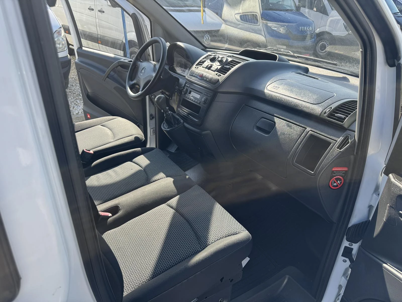 Mercedes-Benz Vito 9местен KLIMA 2БРОЯ, снимка 11 - Бусове и автобуси - 55098532