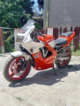     Honda Cbr 600 F1