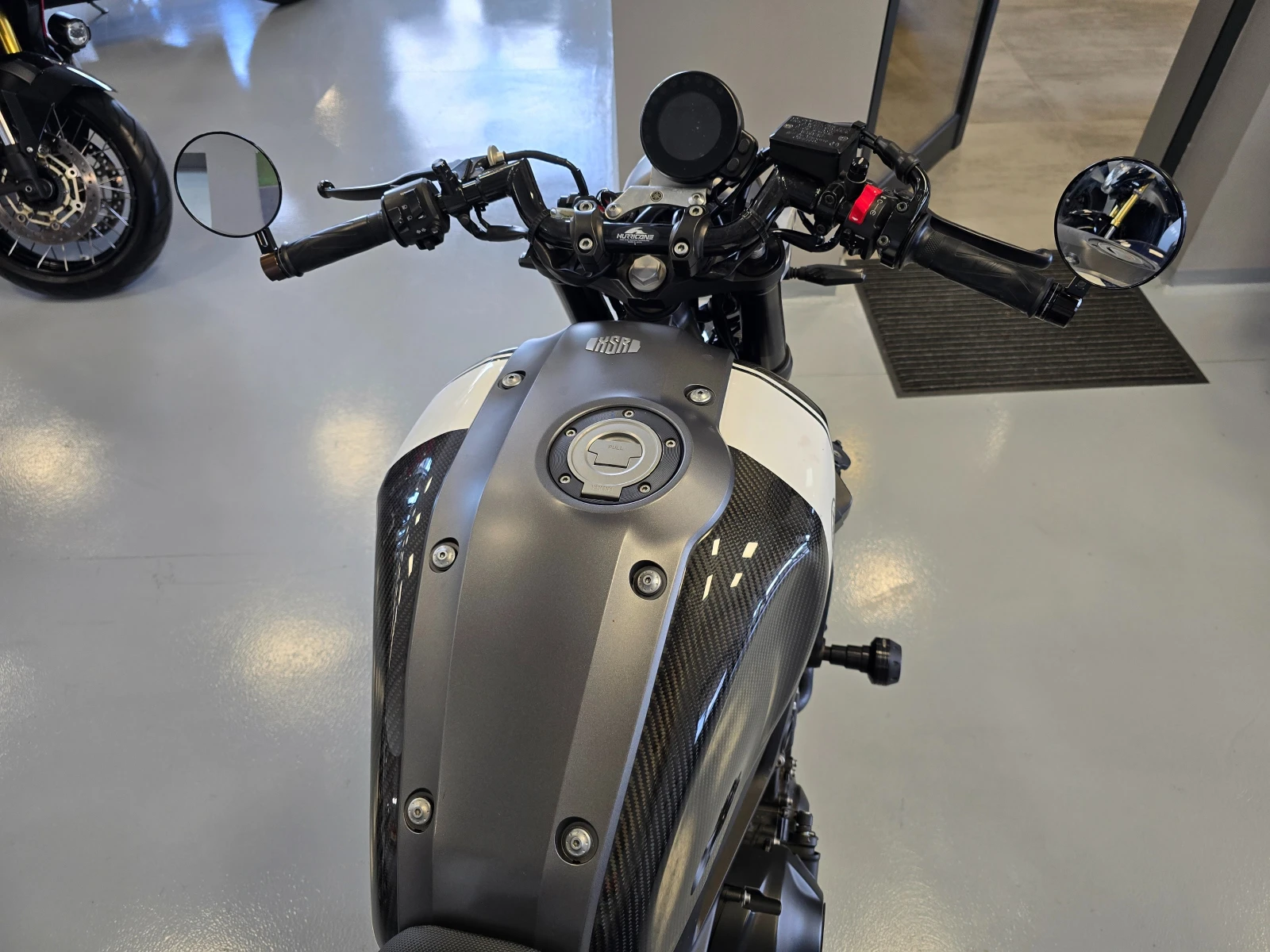 Yamaha XSR900 ABS-TCS, Carbon, 2019. | Mobile.bg   11