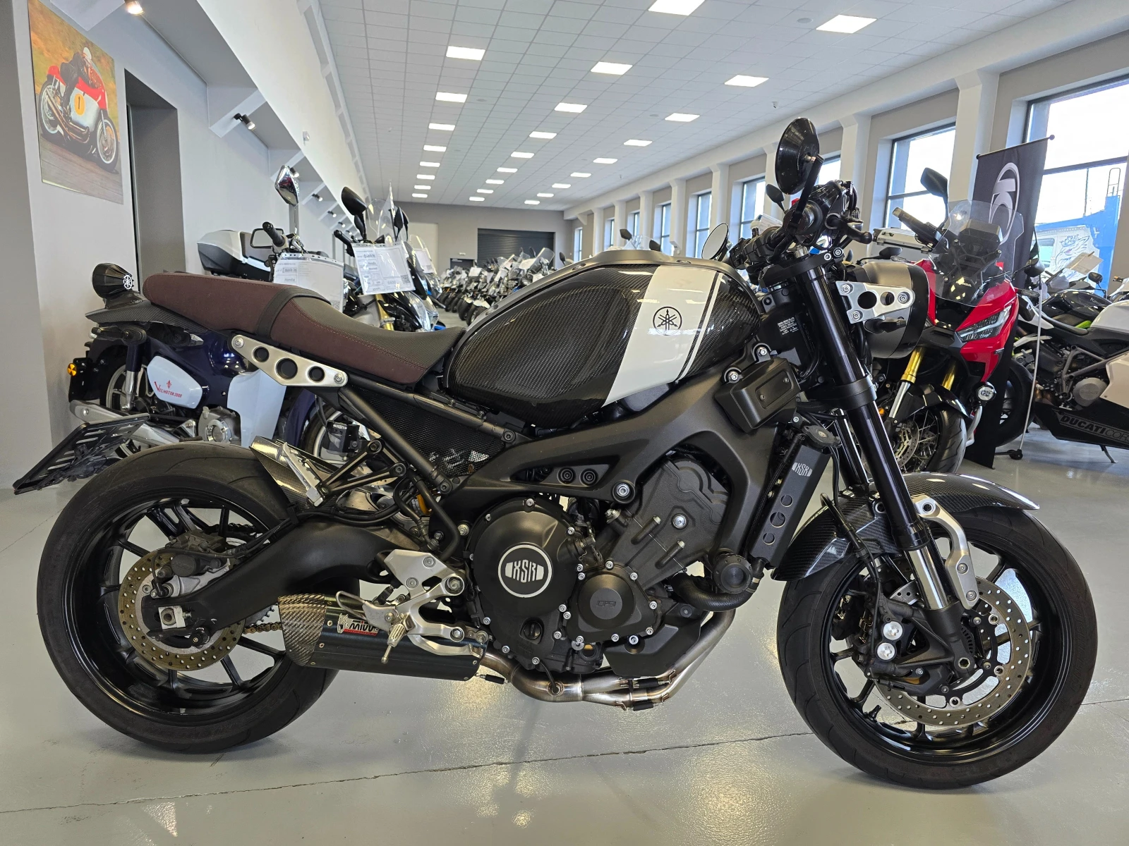 Yamaha XSR900 ABS-TCS, Carbon, 2019г. - изображение 2