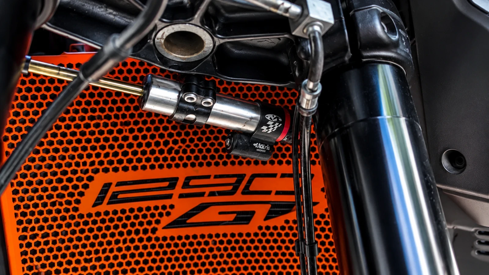 Ktm Super Duke GT, снимка 5 - Мотоциклети и мототехника - 55075133