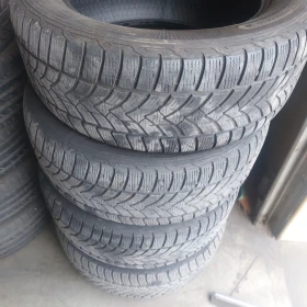 Гуми Всесезонни 255/55R18, снимка 1 - Гуми и джанти - 49150450