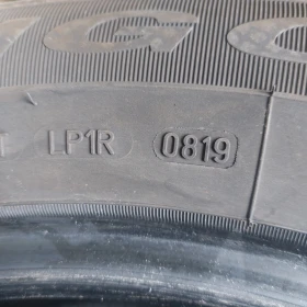 Гуми Всесезонни 255/55R18, снимка 2 - Гуми и джанти - 49150450