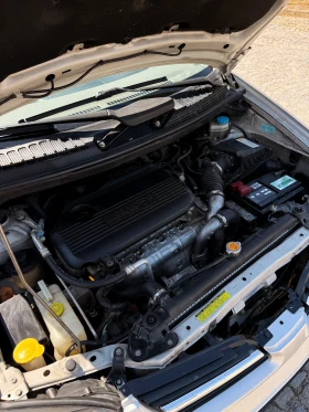 Nissan Almera tino 2.2L FWD, снимка 12