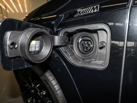 BMW XM 50exDRIVE/ICONIC GLOW/B&W/HUD/360/LASER/INDIVIDUAL, снимка 17