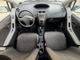 Toyota Yaris 1.0i , снимка 9