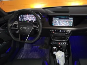 Audi E-Tron GT RS e-tron GT* CARFAX*   *  | Mobile.bg    7