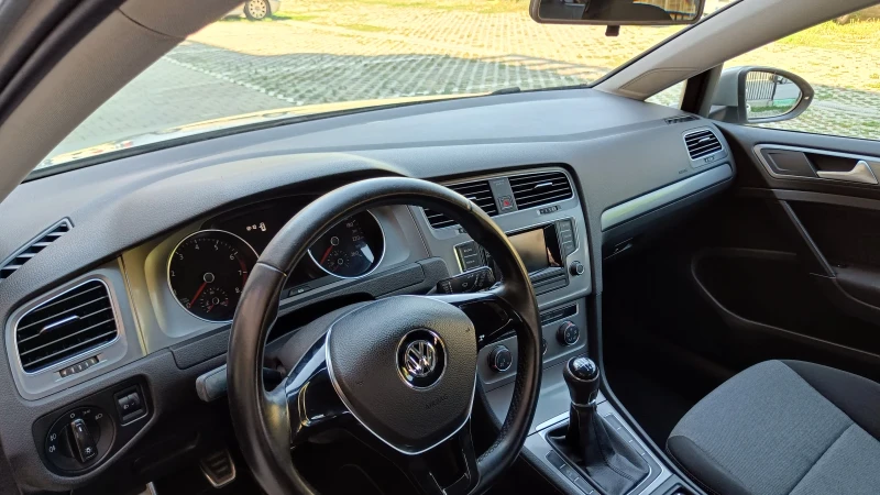 VW Golf 7 / бензин/105к.с./6ск., снимка 12 - Автомобили и джипове - 47155504