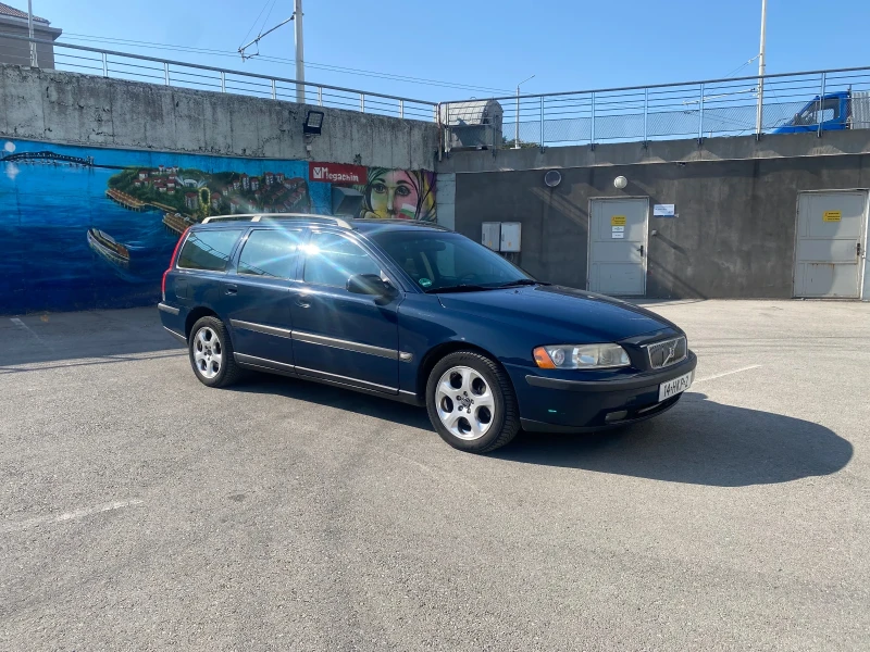 Volvo V70 Газ, снимка 14 - Автомобили и джипове - 47289113