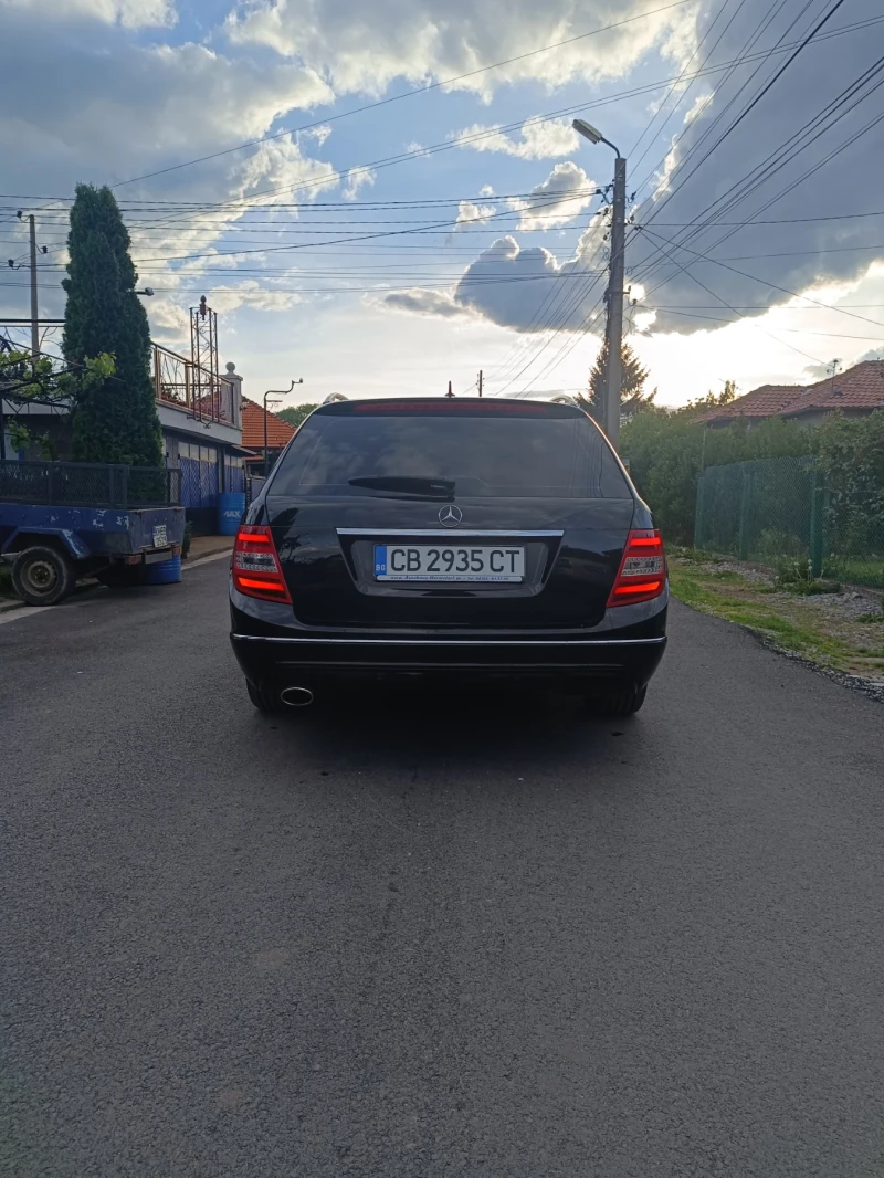 Mercedes-Benz C 220, снимка 9 - Автомобили и джипове - 48664318