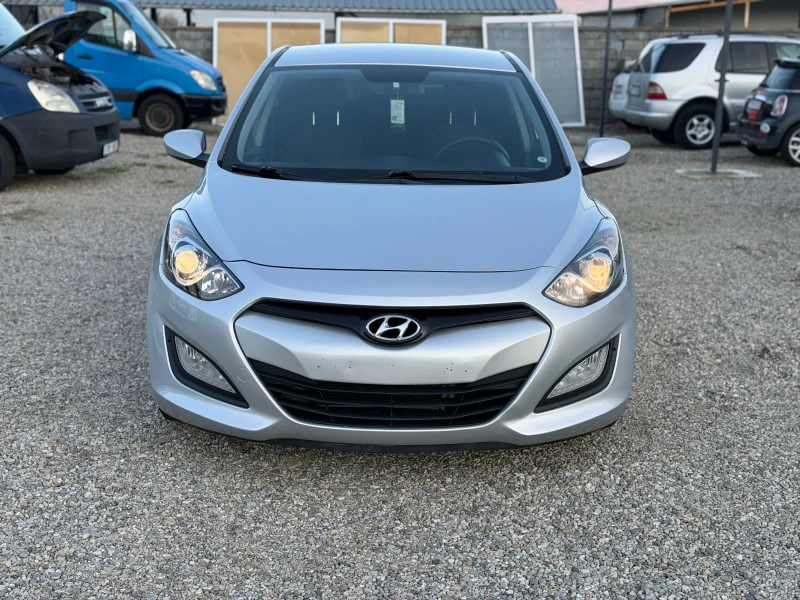 Hyundai I30 1.6d/110hp/NAVI/Full service/, снимка 2 - Автомобили и джипове - 52819293