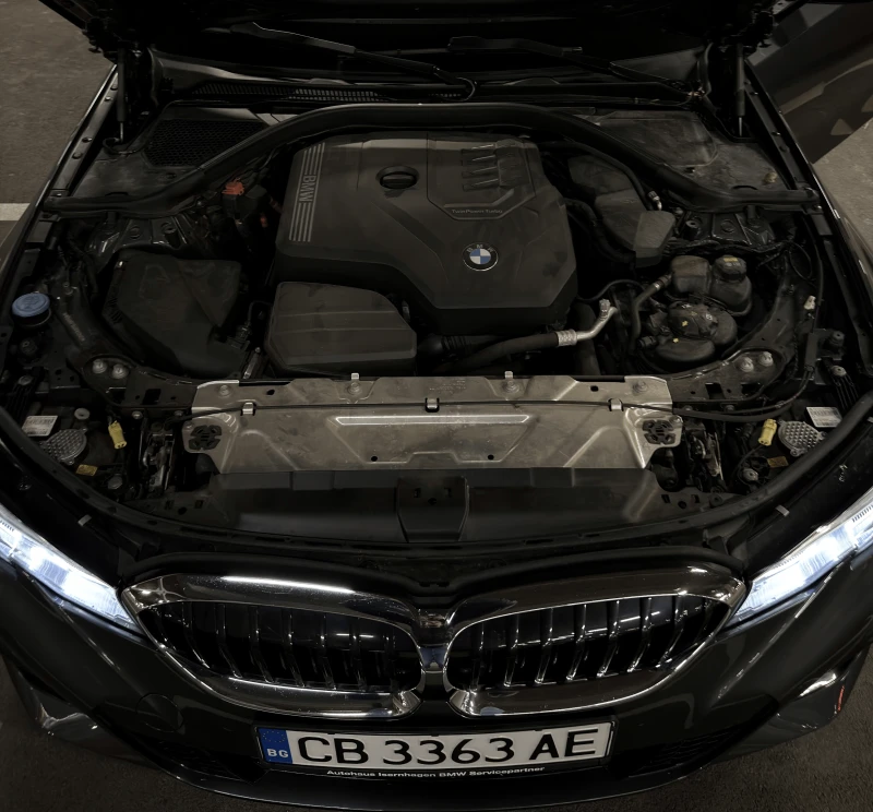 BMW 330 xDrive, M-Sport, Laser, Head-up, снимка 17 - Автомобили и джипове - 53091296