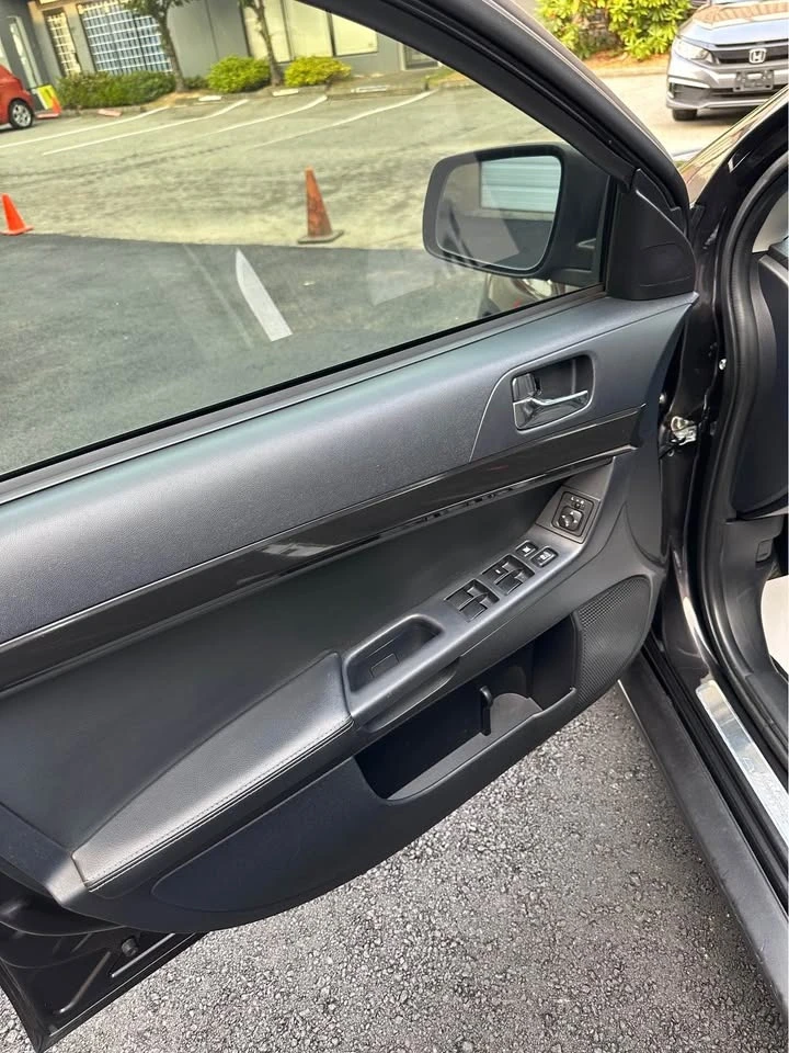 Mitsubishi Lancer  Evolution CARFAX * БЕЗ ПЪРВОНАЧАЛНА ВНОСКА - изображение 10