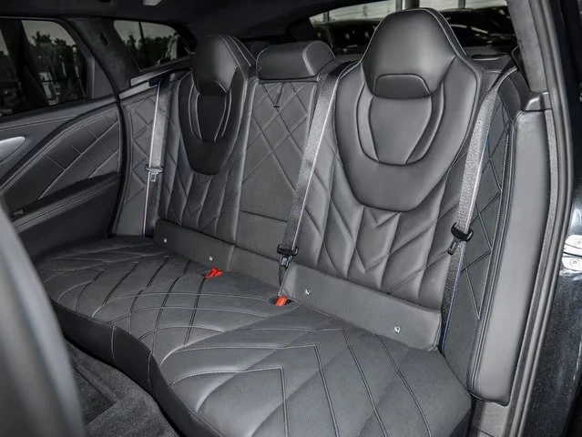 BMW XM 50exDRIVE/ICONIC GLOW/B&W/HUD/360/LASER/INDIVIDUAL, снимка 14 - Автомобили и джипове - 56005465