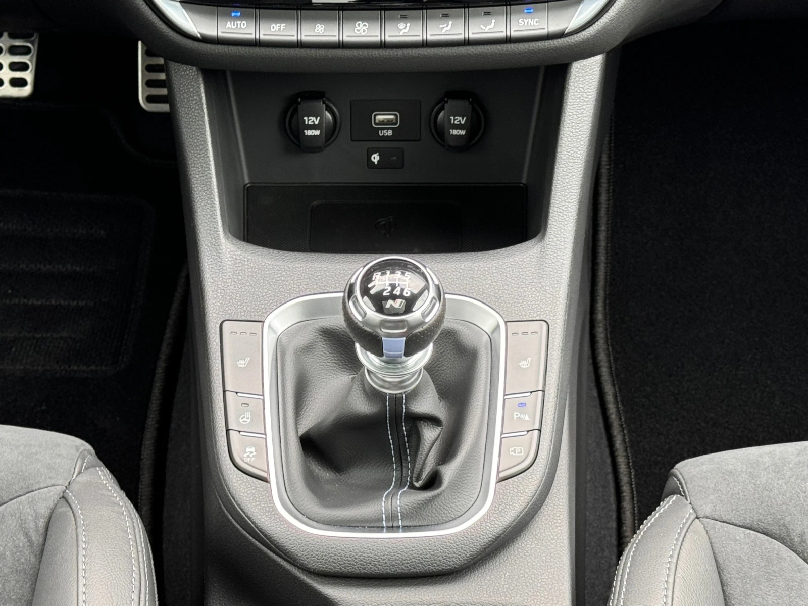 Hyundai I30 N PERFORMANCE* CUP SEATS* PANORAMA* KEYLESS* CAMER | Mobile.bg   12