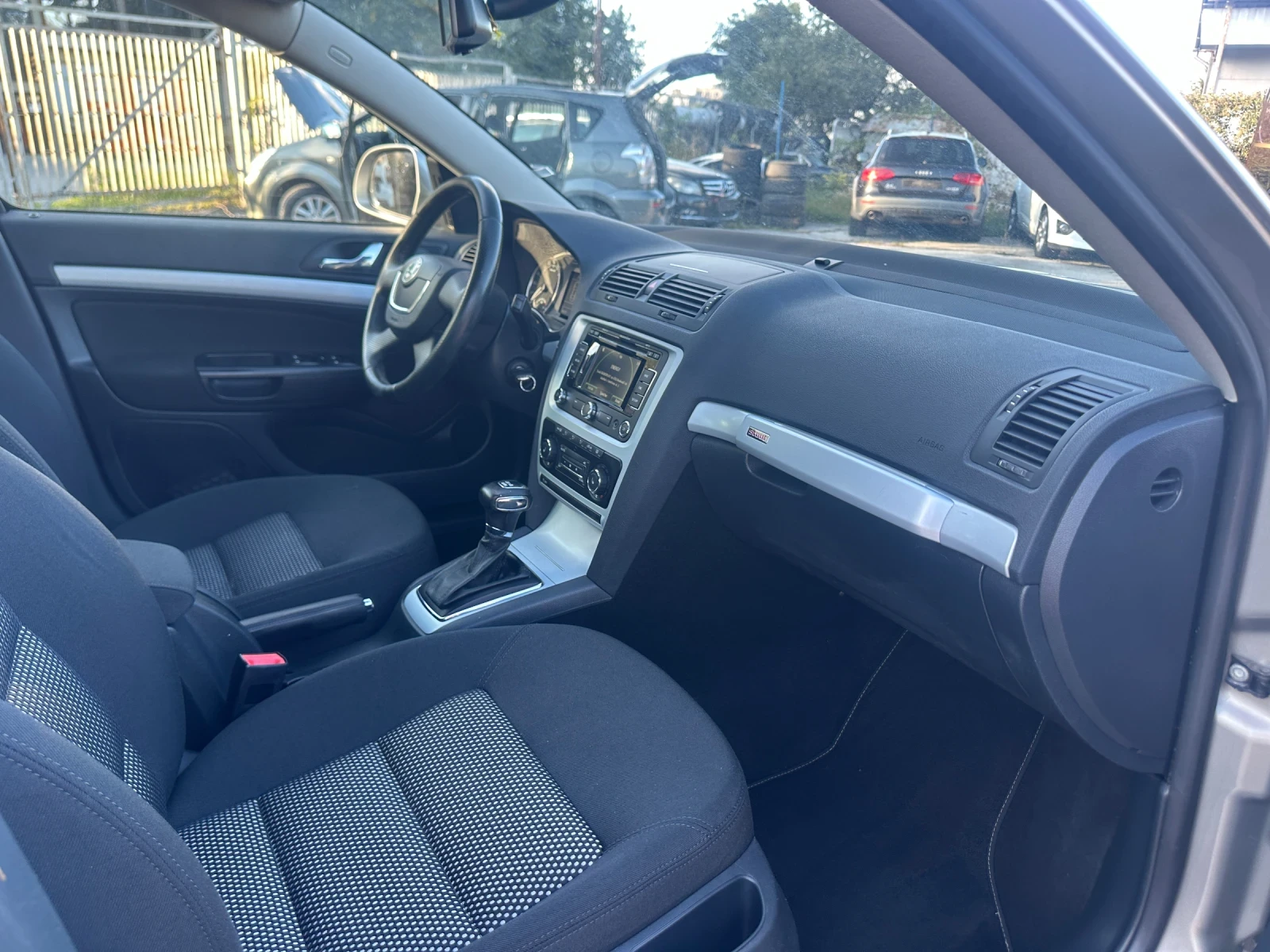 Skoda Octavia SCOUT 4x4 | Mobile.bg — изображение 12