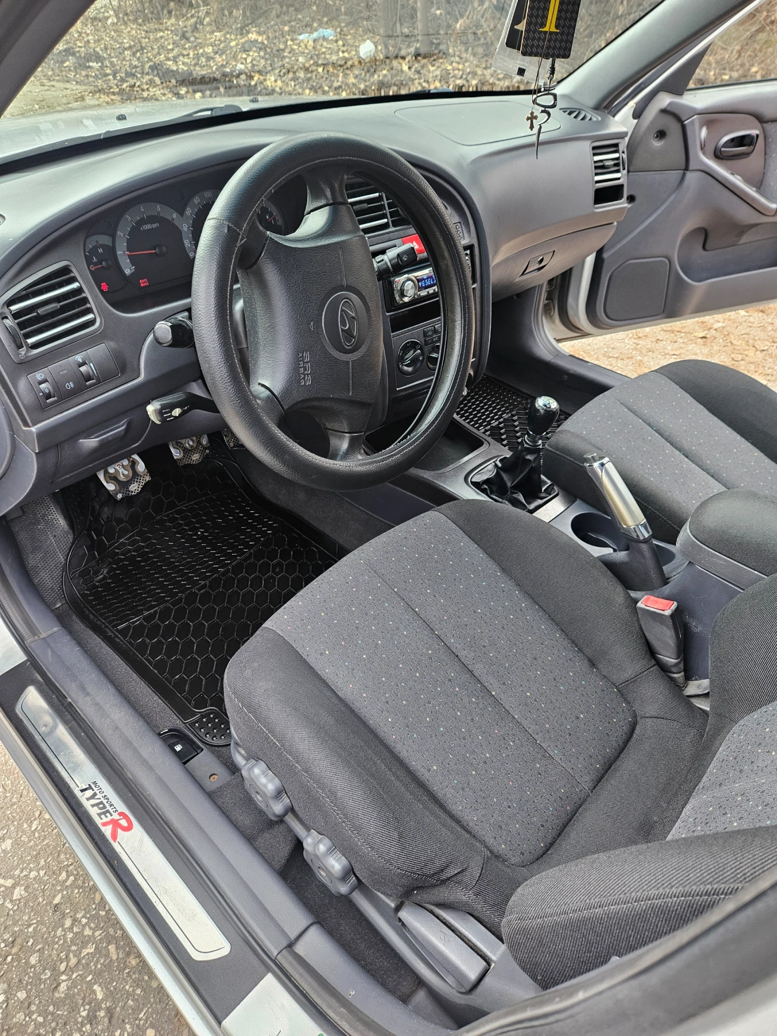 Hyundai Elantra  - изображение 6