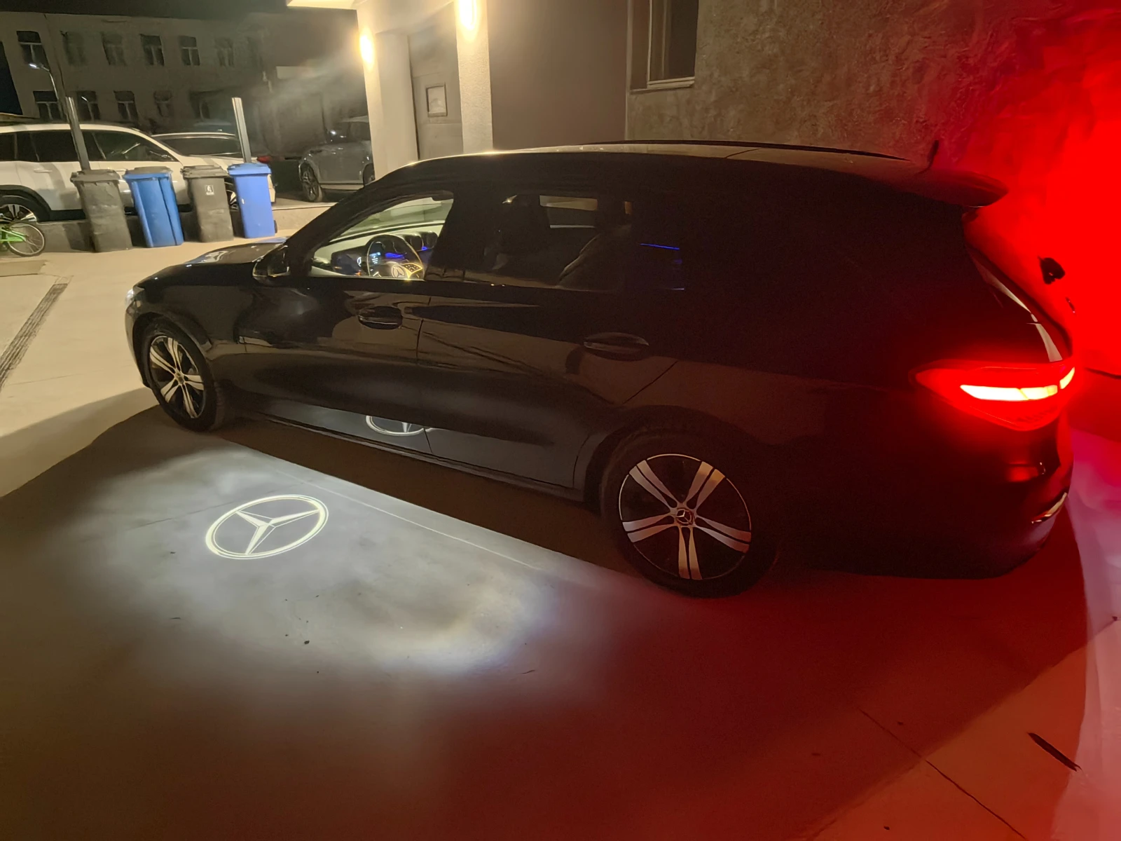 Mercedes-Benz C 200 2.0 163кс. Автомат/Подгрев/Амбиент/Камера/LED - изображение 10
