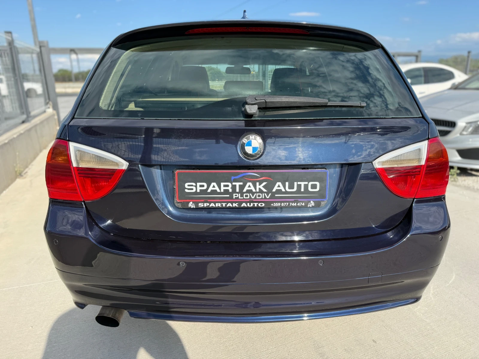 BMW 320 D* 2007г* АВТОМАТИК* КОЖА* РЕГИСТРИРАН*  - изображение 5