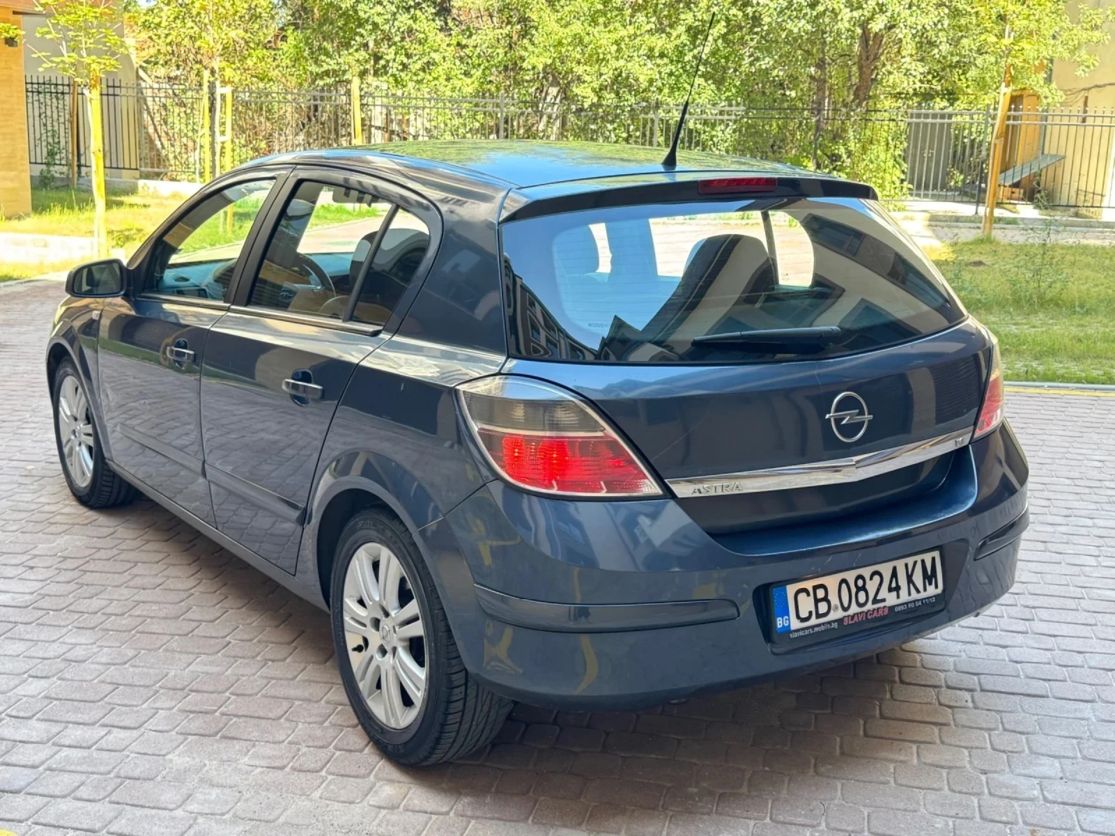 Opel Astra 1.6 АВТОМАТ/ГАЗОВ ИНЖЕКЦИОН - изображение 2