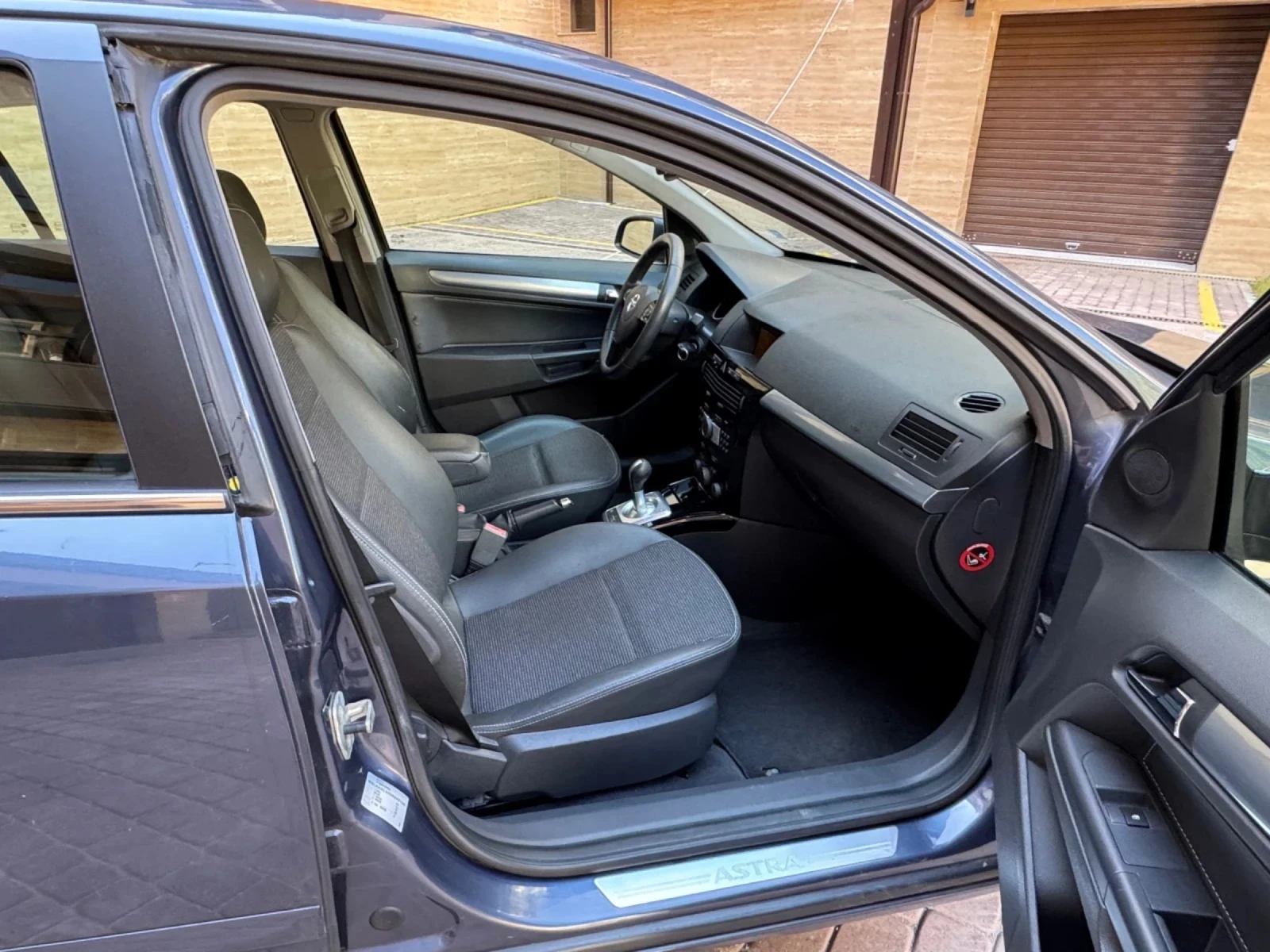 Opel Astra 1.6 АВТОМАТ/ГАЗОВ ИНЖЕКЦИОН - изображение 10