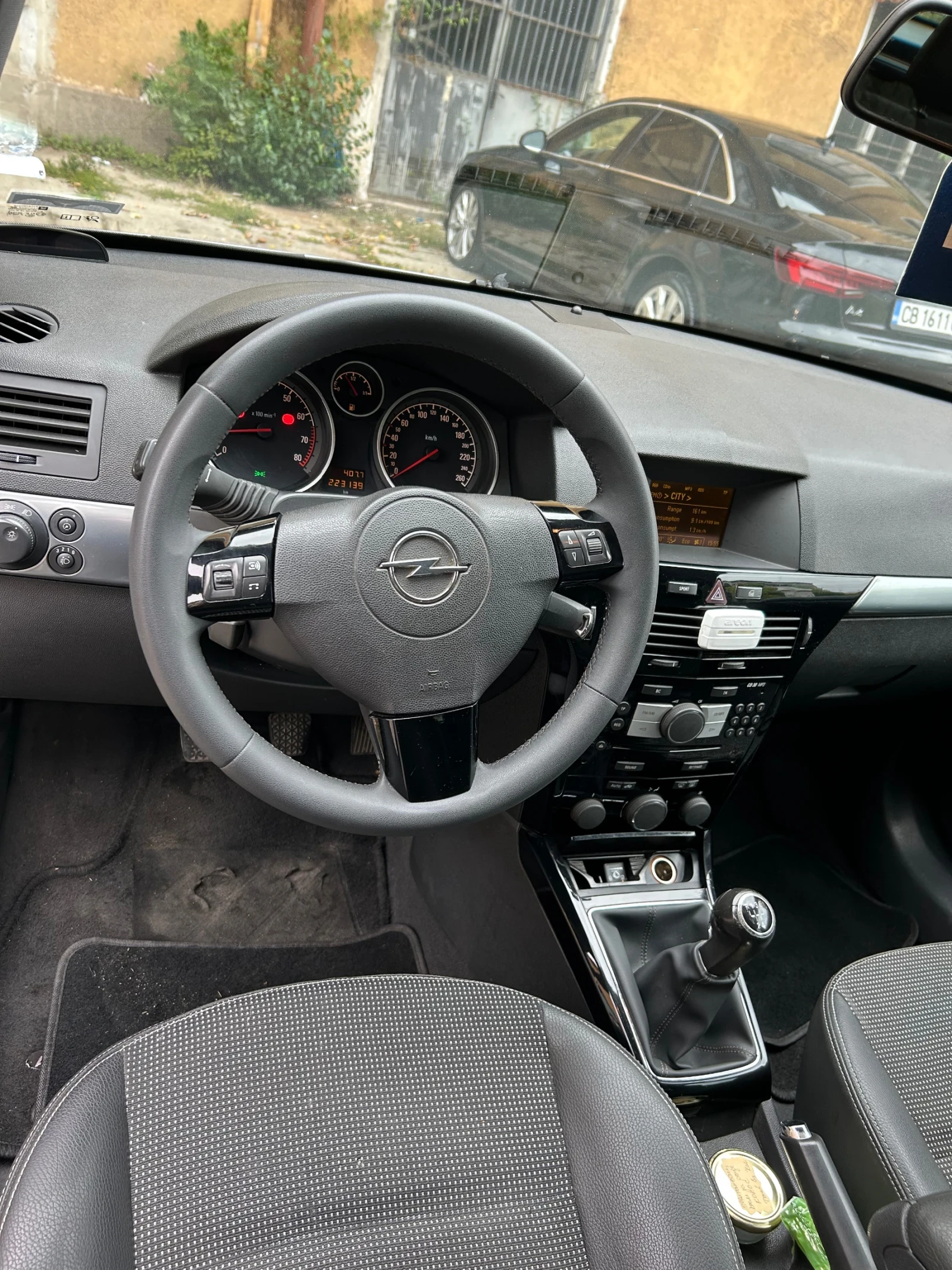 Opel Astra  - изображение 8