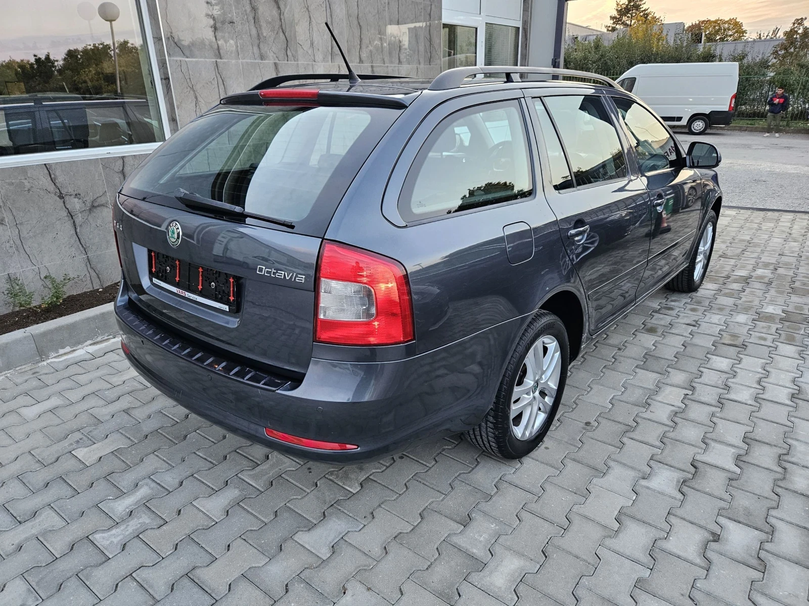 Skoda Octavia 4x4 DSG - изображение 6