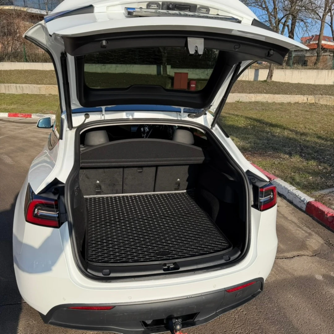 Tesla Model Y 4x4 LR/Dual Motor + Теглич + Каско + аксесоари - изображение 7