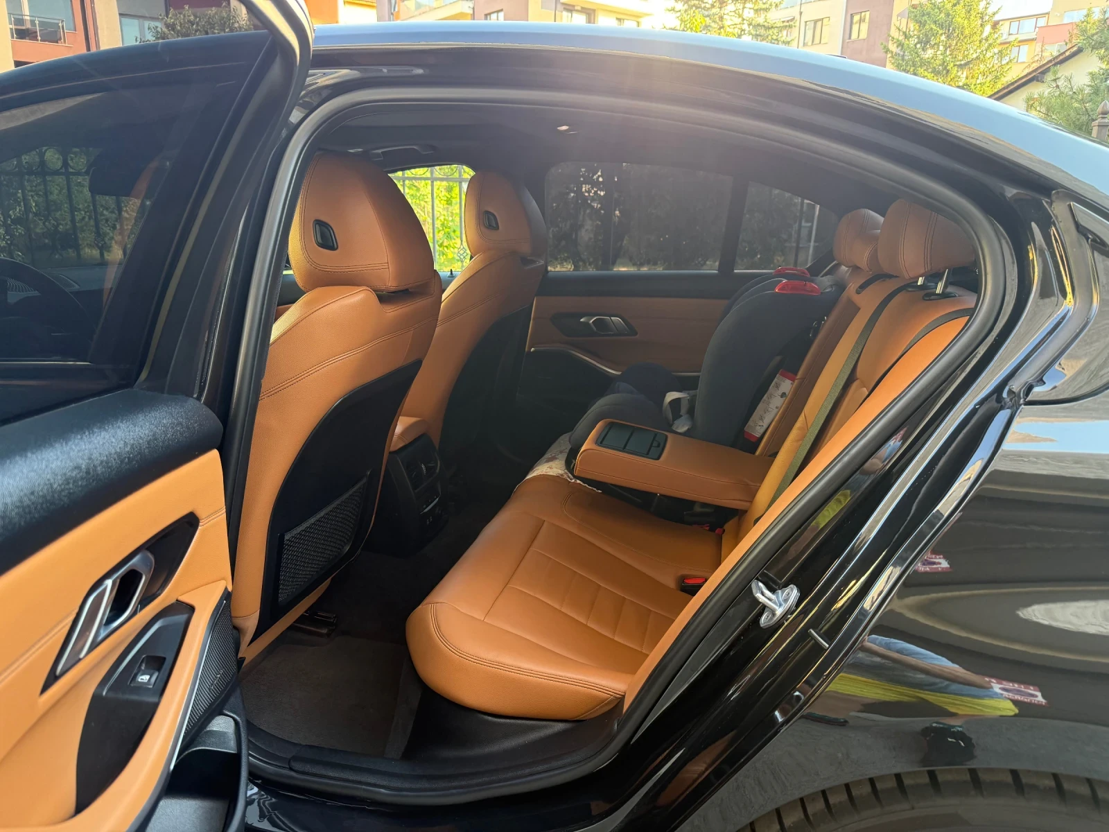 BMW 330 M пакет / Сервизна история / 71к км, снимка 10 - Автомобили и джипове - 53934000