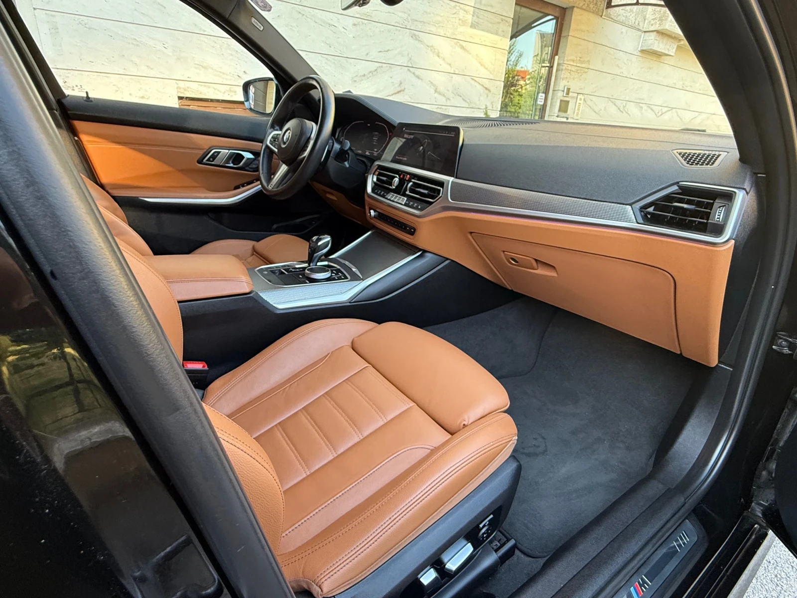 BMW 330 M пакет / Сервизна история / 71к км, снимка 9 - Автомобили и джипове - 53934000