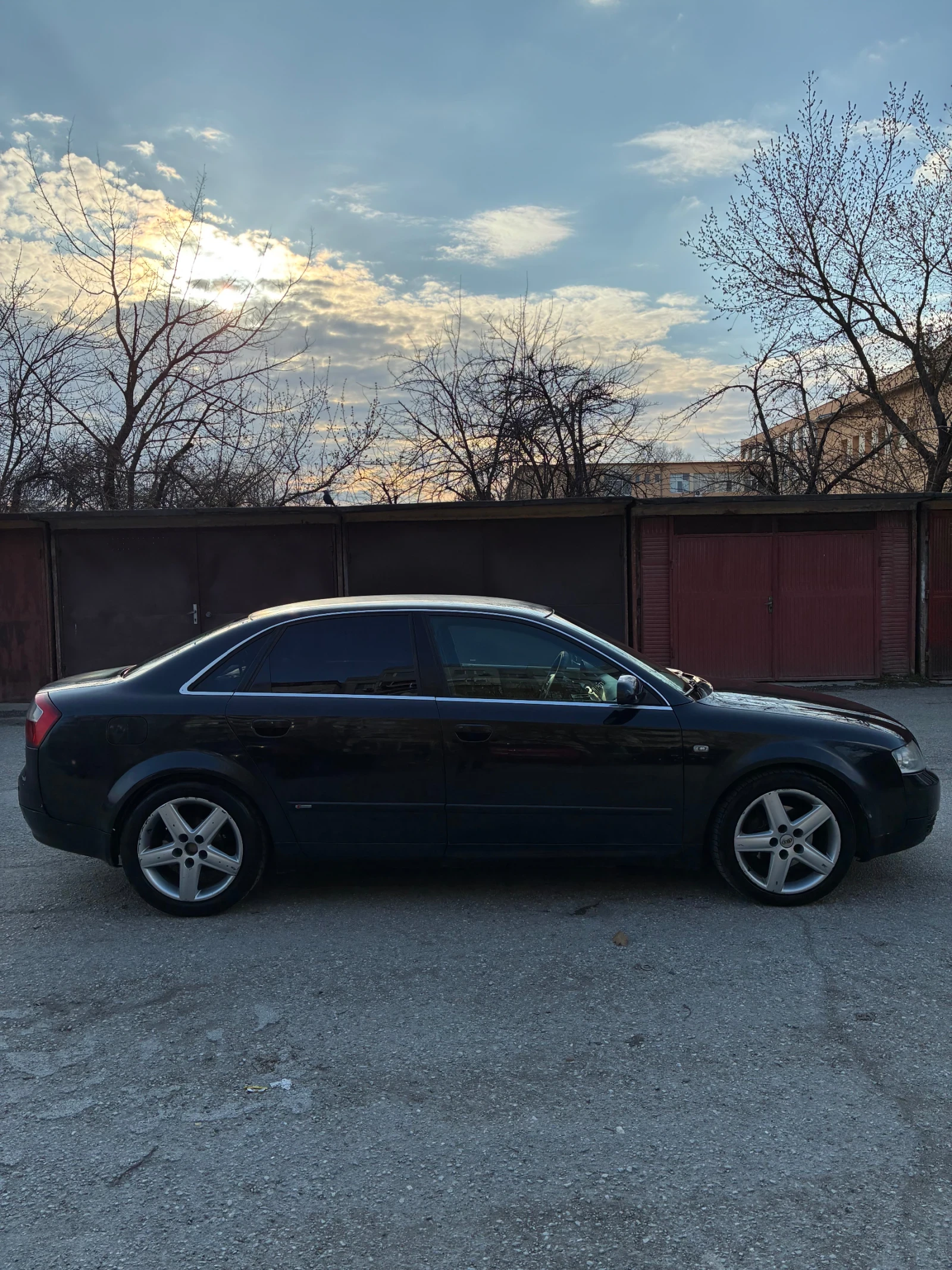 Audi A4, снимка 4 - Автомобили и джипове - 53976223