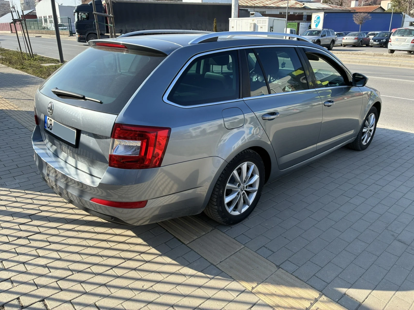 Skoda Octavia 1.8 TSI 180�.c / ����� ��. ����� | Mobile.bg � ����������� 2