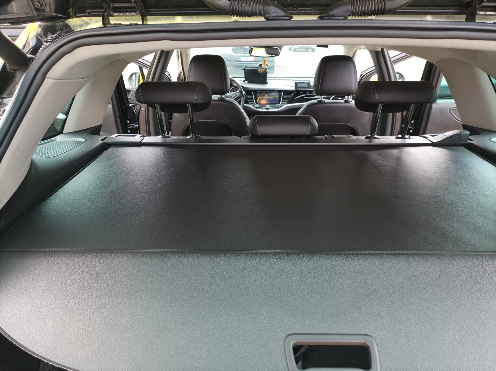 Opel Astra 1.6CDTI. INNOVATION , снимка 15 - Автомобили и джипове - 54090204