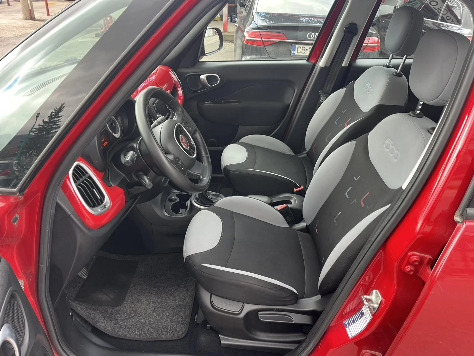 Fiat 500L 1.3 disel Euro 6, снимка 13 - Автомобили и джипове - 54124385