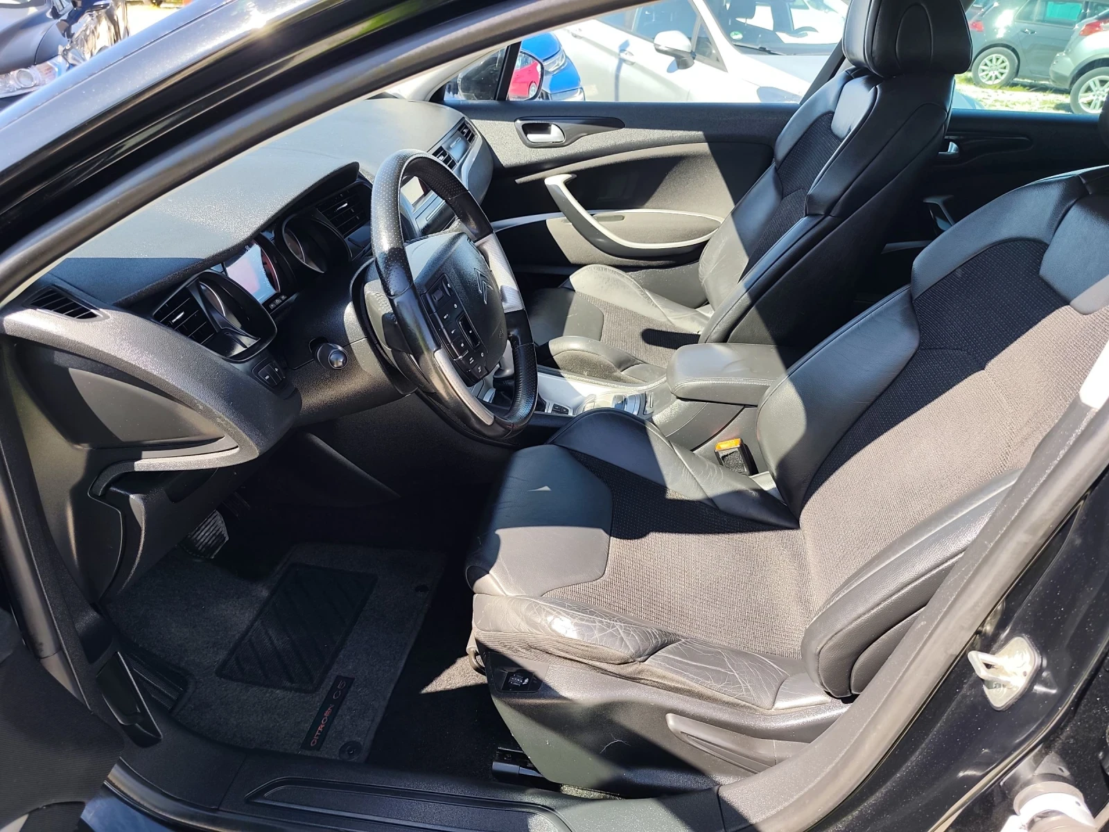 Citroen C5 136кс, Полукожа, снимка 7 - Автомобили и джипове - 54135746