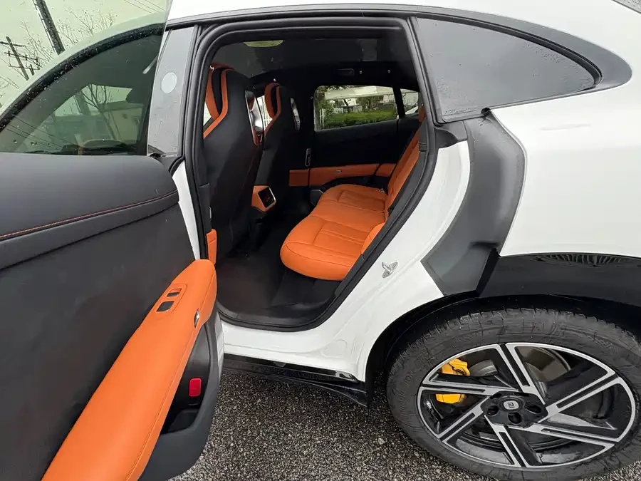 Xiaomi YU7 AWD Pro Edition 96, 3 kWh | Mobile.bg � ����������� 7