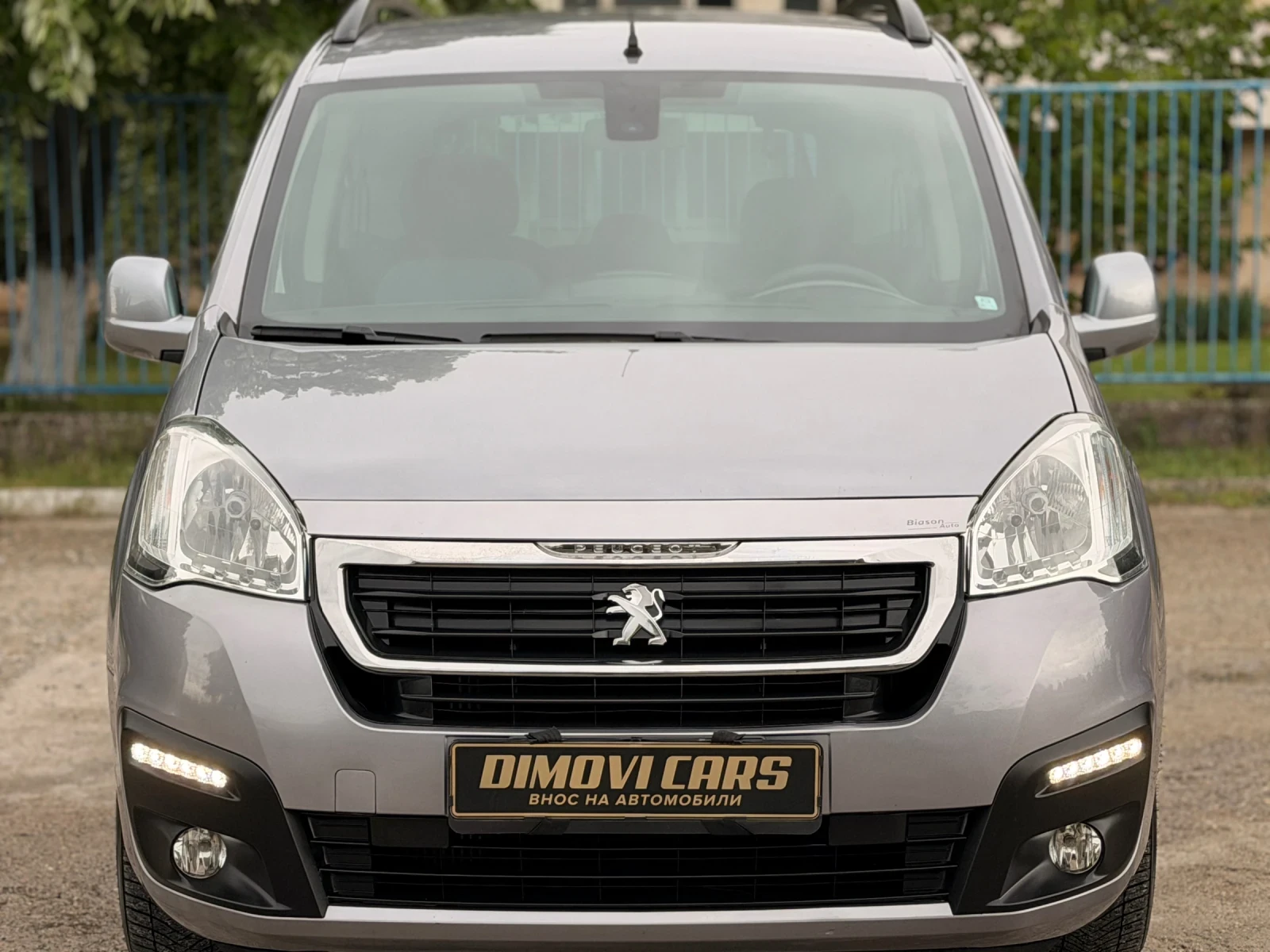 Peugeot Partner 1.6eHDI/ИТАЛИЯ, снимка 8 - Автомобили и джипове - 54646010
