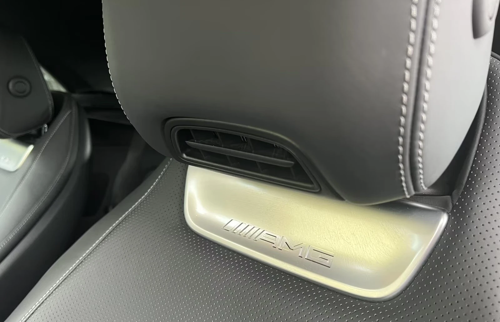 Mercedes-Benz SL 43 AMG BURMESTER / HEAD-UP / 360 / NIGHT / DISTRONIC, снимка 9 - Автомобили и джипове - 54943612